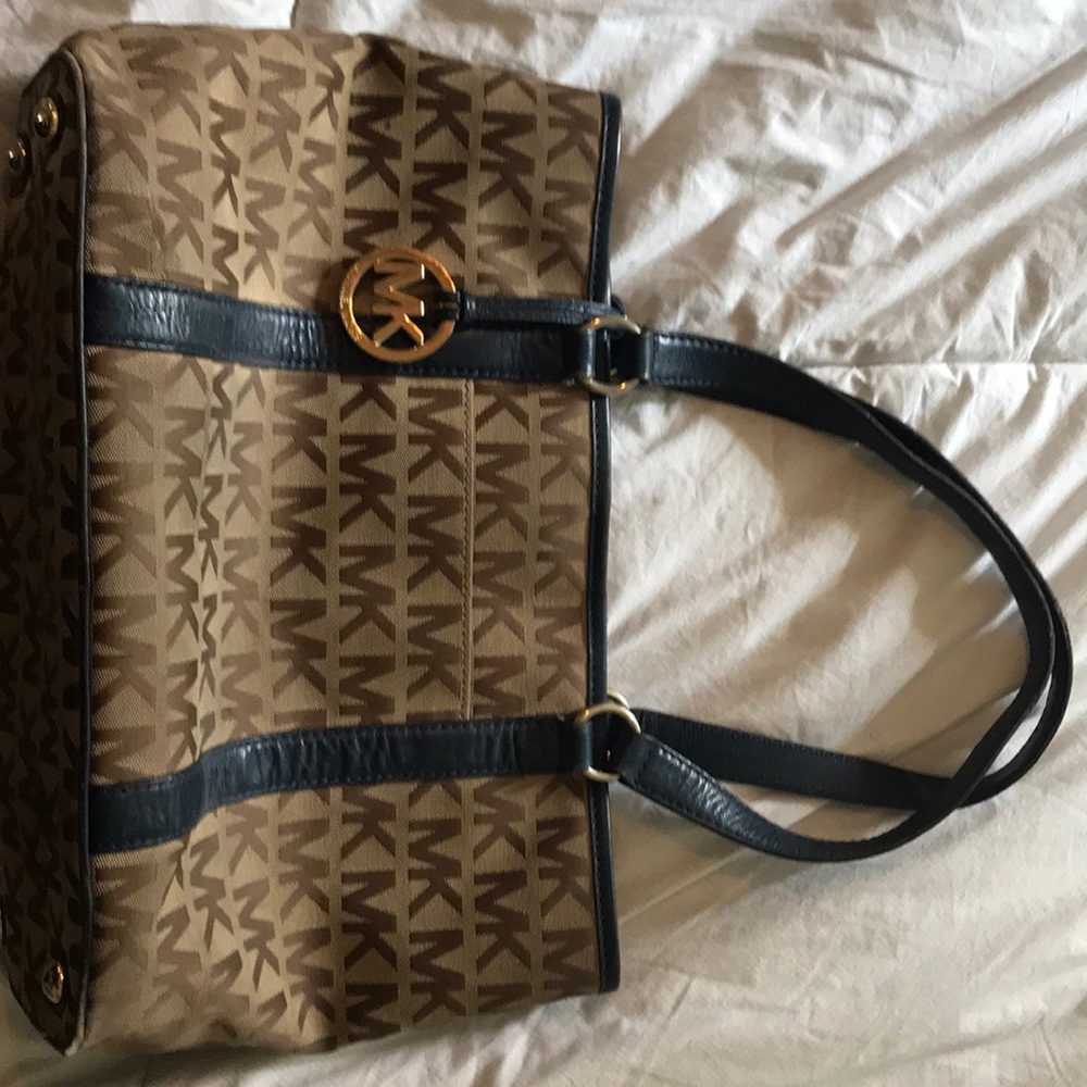 Michael Kors purse